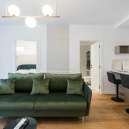 Pearl In One Cotroceni Apartment