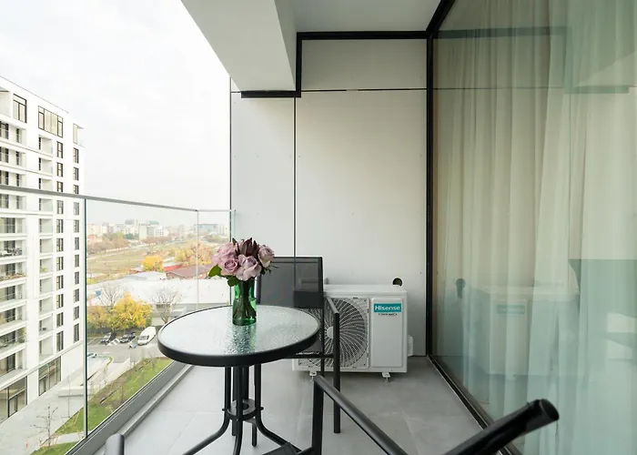Apartament Pearl One Cotroceni Entire With King Bed, Parking, Fast Wifi, Balcony *