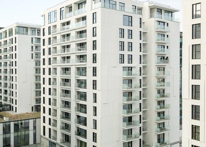 Apartament Pearl One Cotroceni Entire With King Bed, Parking, Fast Wifi, Balcony Bucureşti