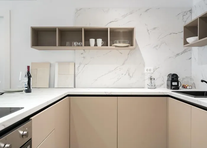 Lejlighed Pearl One Cotroceni Entire With King Bed, Parking, Fast Wifi, Balcony Bukarest